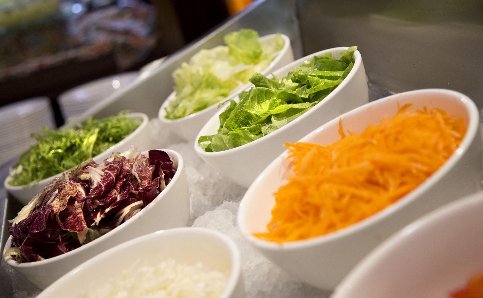 Le Grande Bali Hotel Uluwatu  Exterior photo Salad bar
