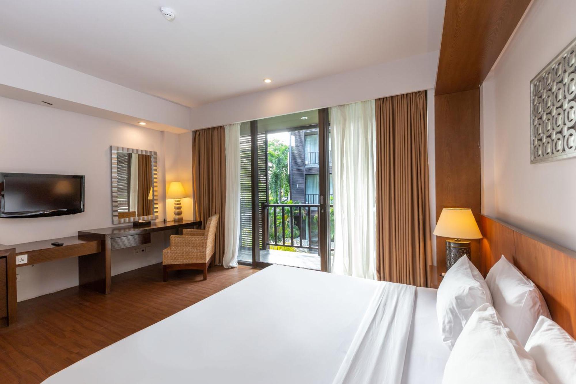 Le Grande Bali Hotel Uluwatu  Exterior photo Deluxe Room