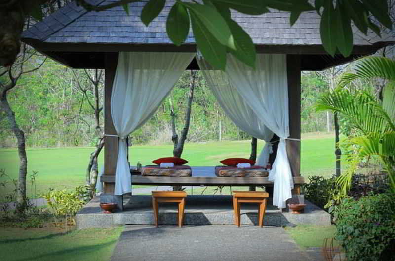 Le Grande Bali Hotel Uluwatu  Exterior photo Thai massage