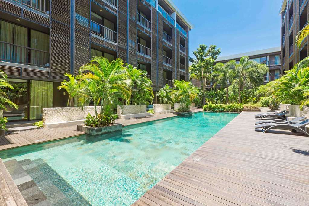 Le Grande Bali Hotel Uluwatu  Facilities photo The swimming pool at the hotel